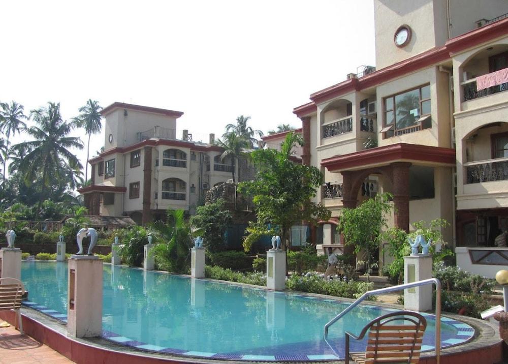 Sun City Resort Baga Esterno foto