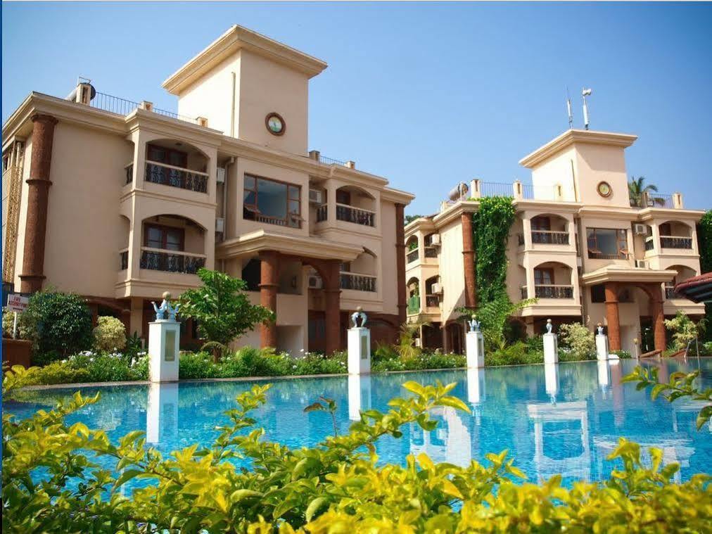 Sun City Resort Baga Esterno foto